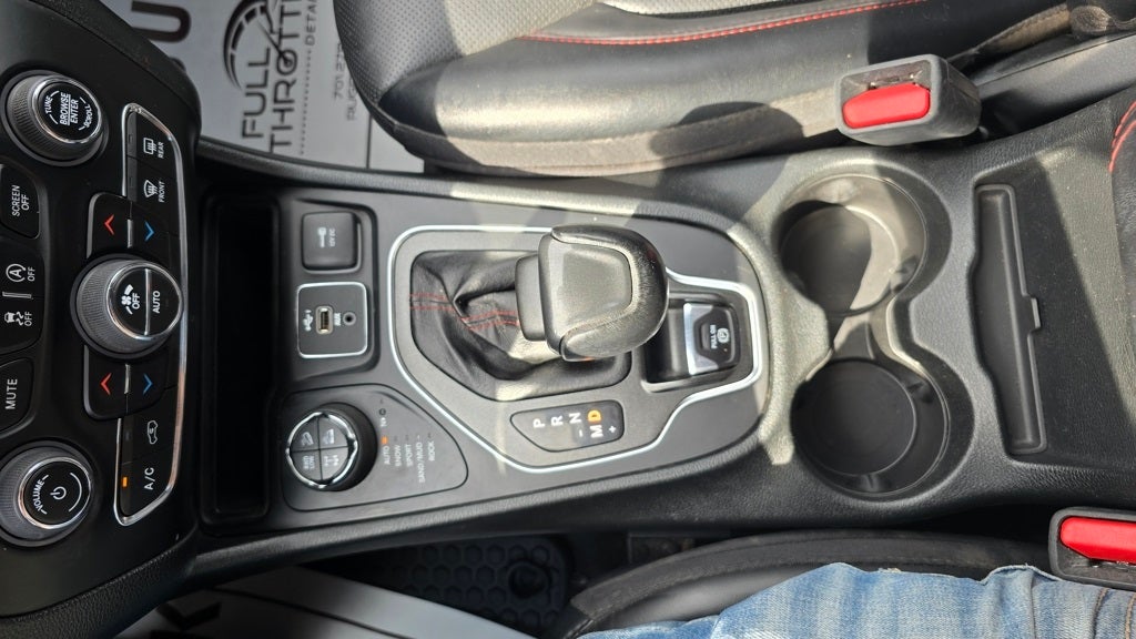 2022 Jeep Cherokee Trailhawk