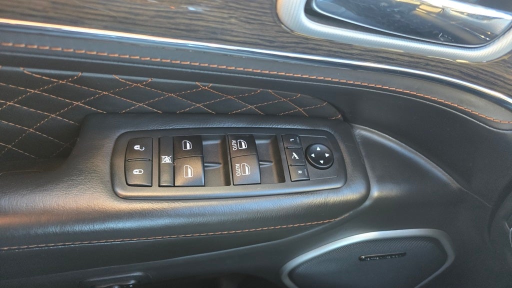 2020 Jeep Grand Cherokee Summit