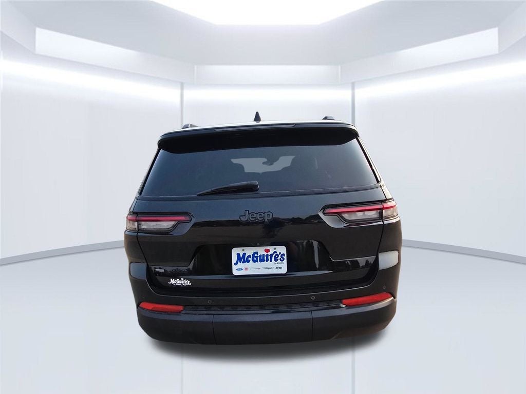 2022 Jeep Grand Cherokee L Altitude