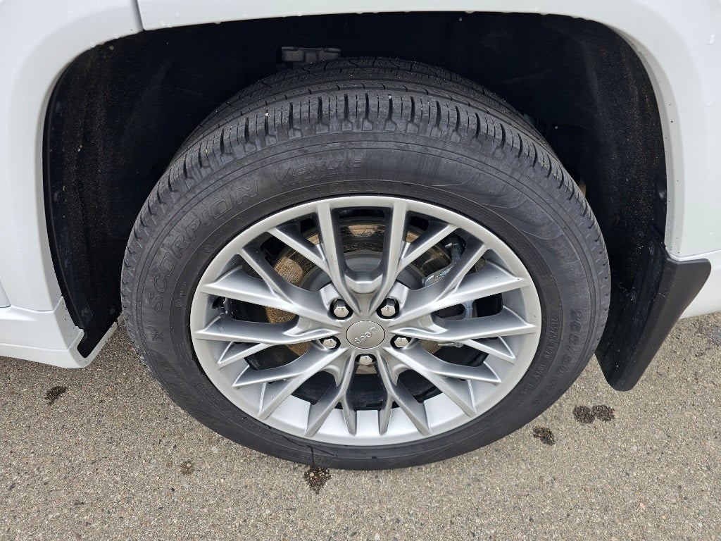 2023 Jeep Grand Cherokee L Summit