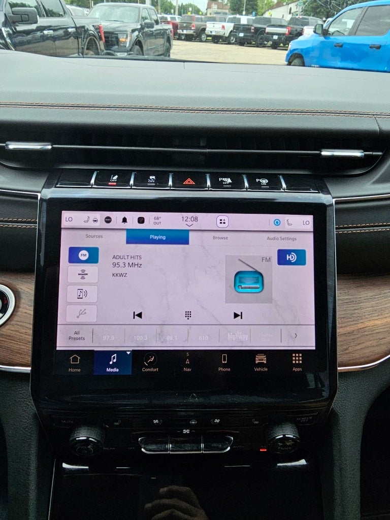 2023 Jeep Grand Cherokee L Summit