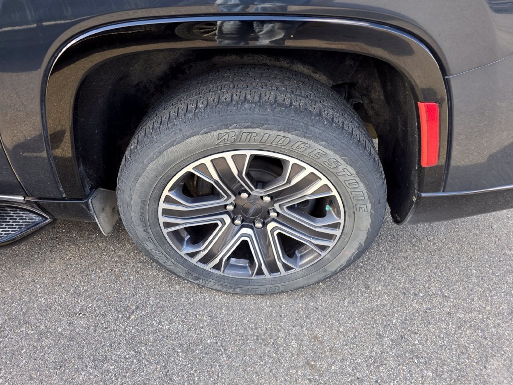 2024 Jeep Wagoneer L Base