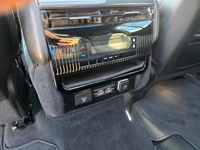 2024 Jeep Wagoneer L Base