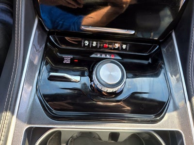 2024 Jeep Wagoneer L Base