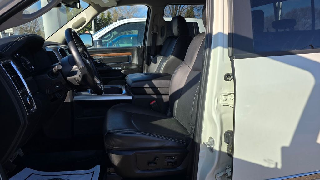 2016 RAM 1500 Laramie