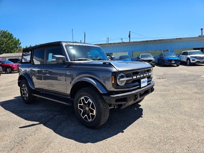 2024 Ford Bronco Outer Banks