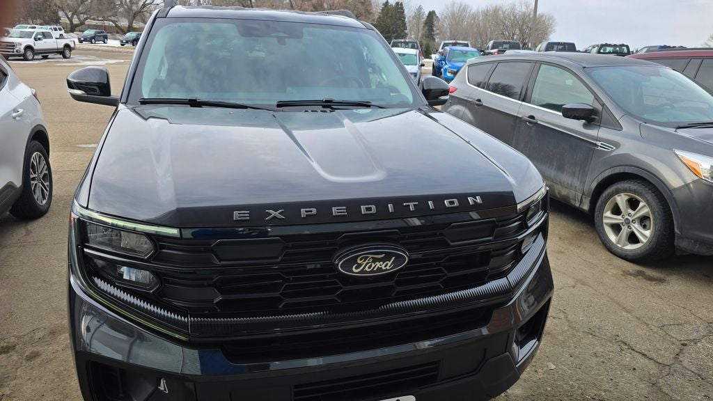 2026 Ford Expedition Max Active