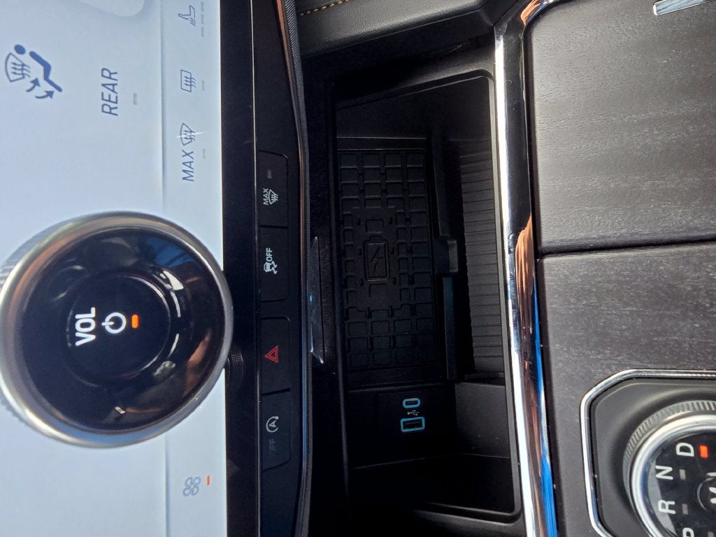 2024 Ford Expedition Platinum