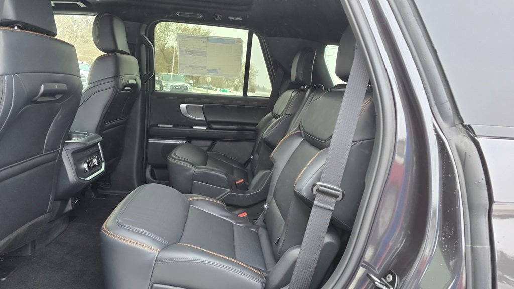 2025 Ford Expedition Tremor