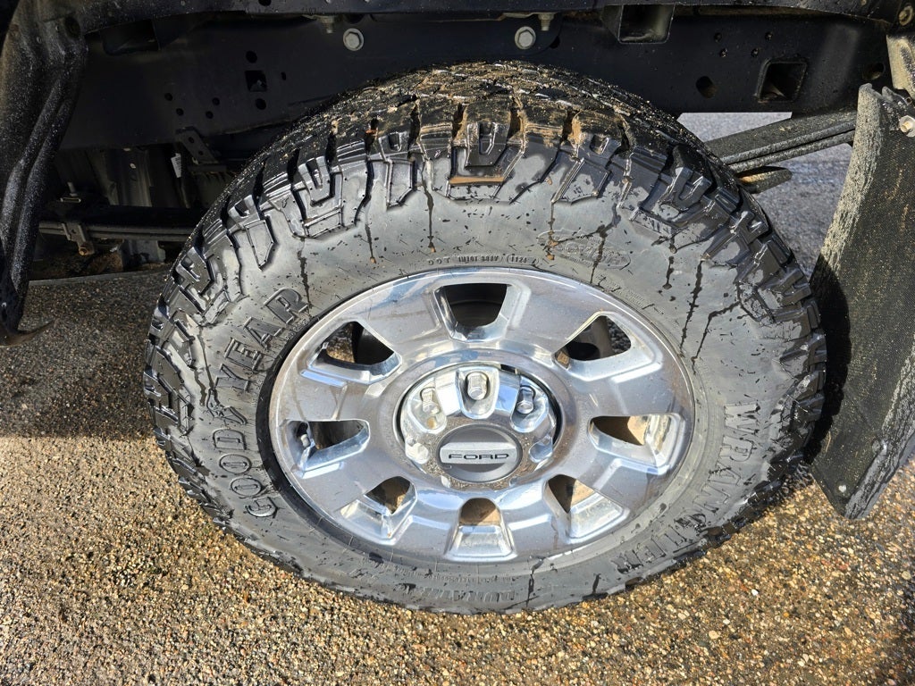 2023 Ford F-250SD Lariat