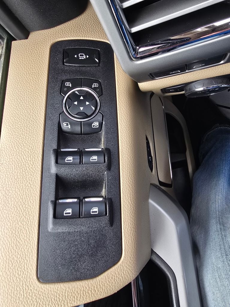 2017 Ford F-350SD Lariat