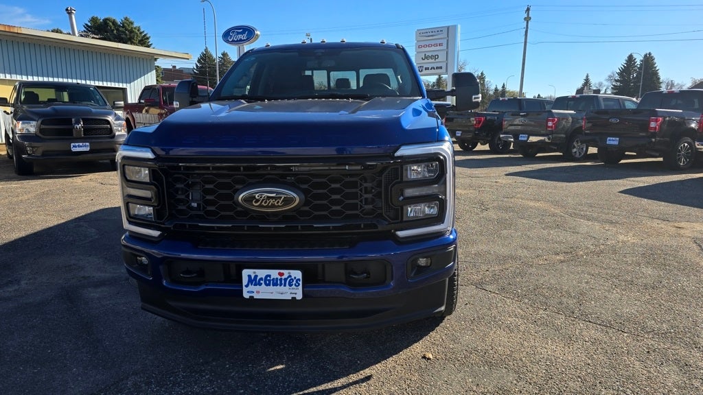 2026 Ford F-350SD Lariat
