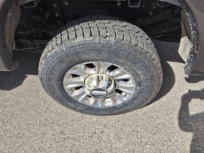 2022 Ford F-350SD Lariat