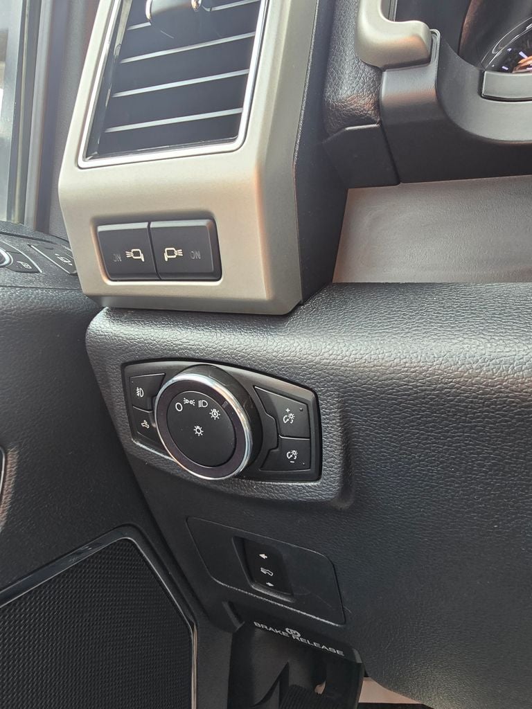 2022 Ford F-350SD Lariat