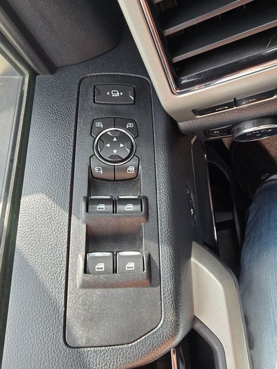 2022 Ford F-350SD Lariat