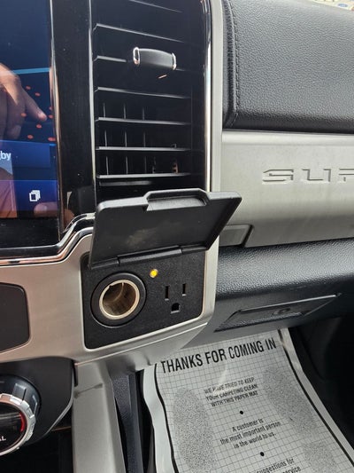 2022 Ford F-350SD Lariat