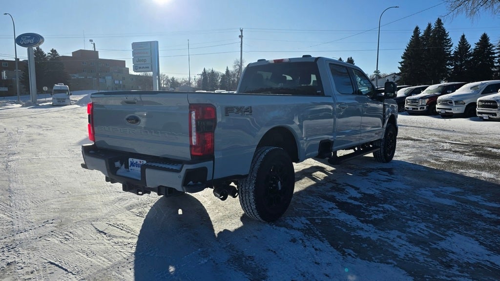 2026 Ford F-350SD Lariat