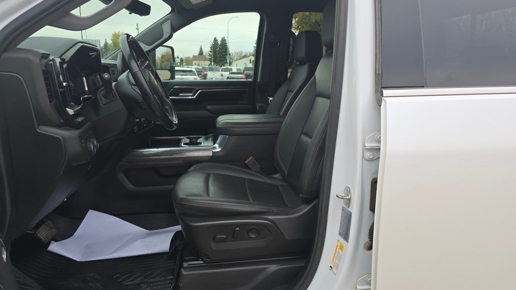 2024 Chevrolet Silverado 3500HD LTZ