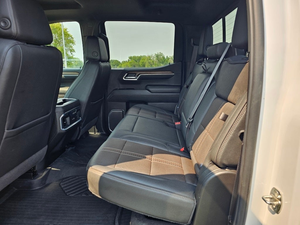 2022 Chevrolet Silverado 1500 High Country