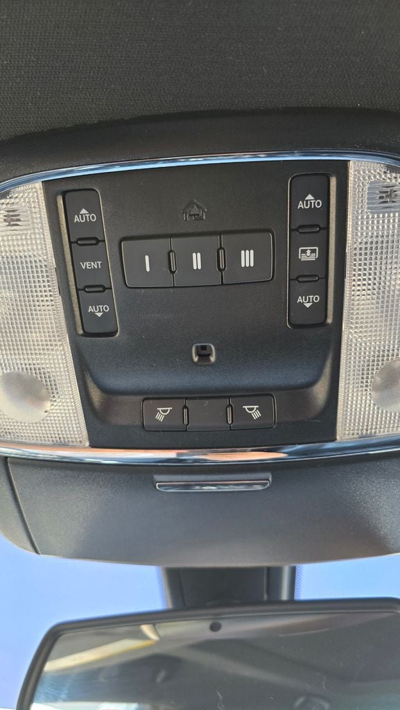 2020 Chrysler 300 S