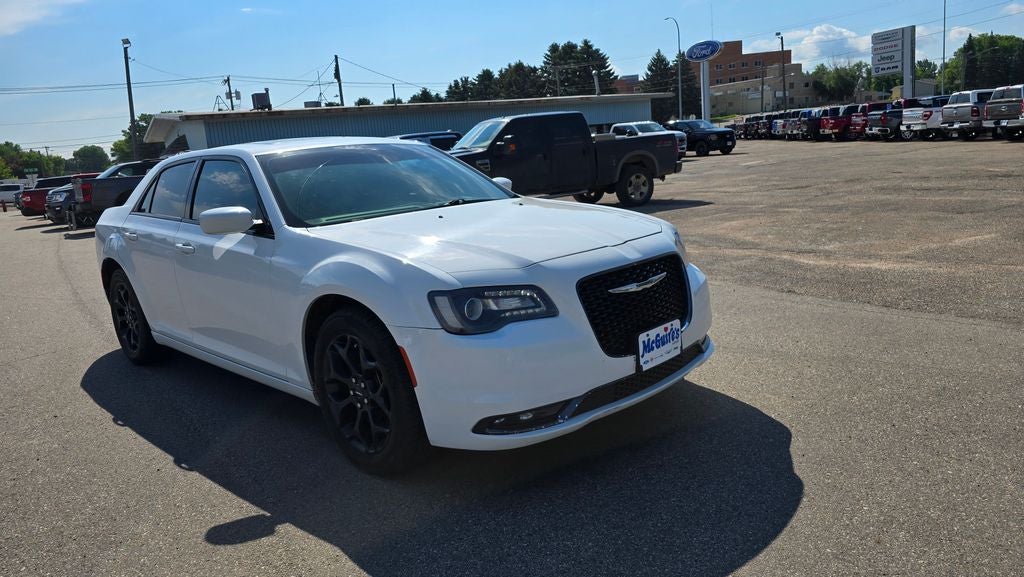 2020 Chrysler 300 S