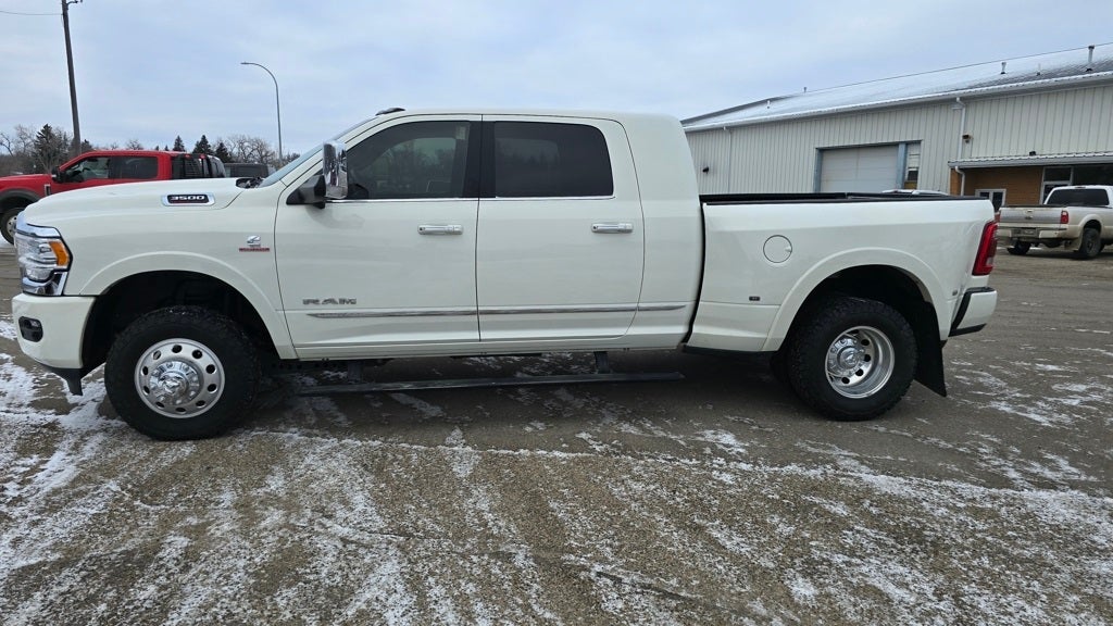 2022 RAM 3500 Limited