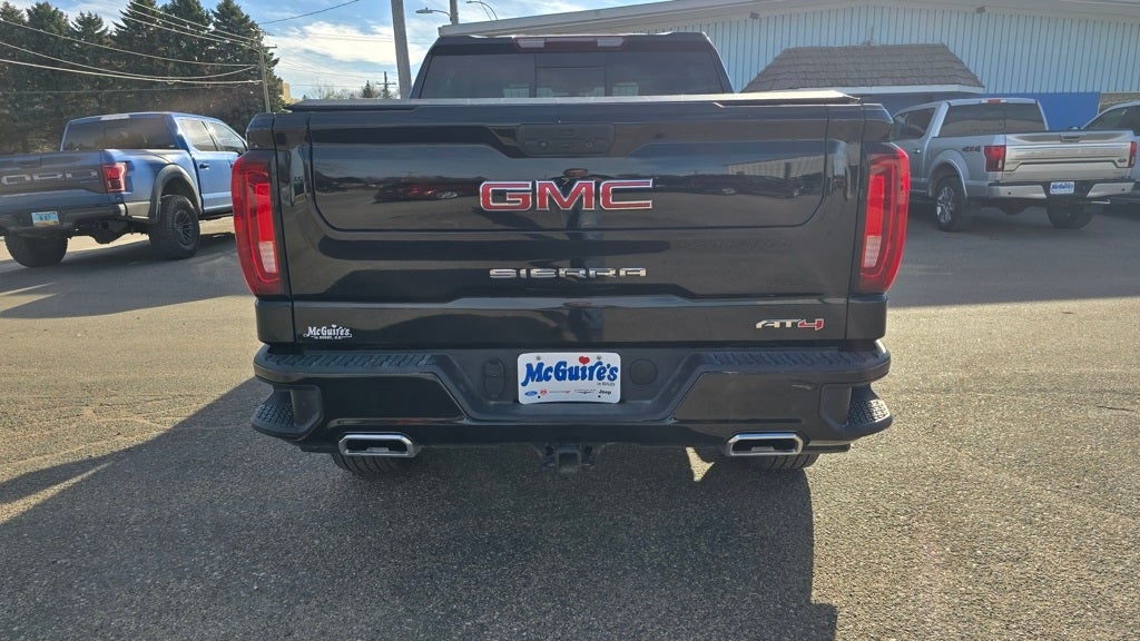 2021 GMC Sierra 1500 AT4