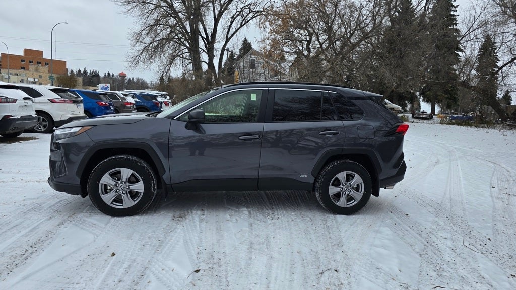 2025 Toyota RAV4 Hybrid LE