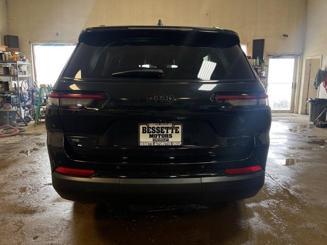 2022 Jeep Grand Cherokee L Altitude