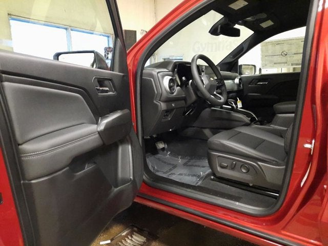 2024 Chevrolet Colorado 4WD LT