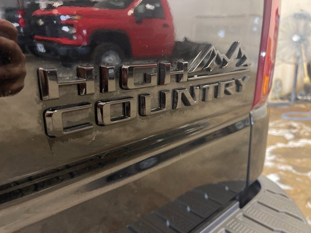 2023 Chevrolet Silverado 1500 High Country