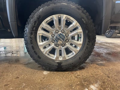 2023 GMC Sierra 2500HD Denali