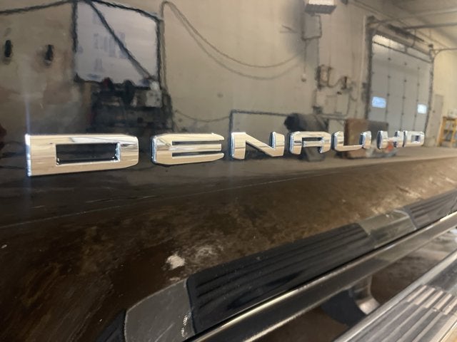 2023 GMC Sierra 2500HD Denali