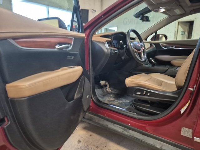 2018 Cadillac XT5 Platinum AWD