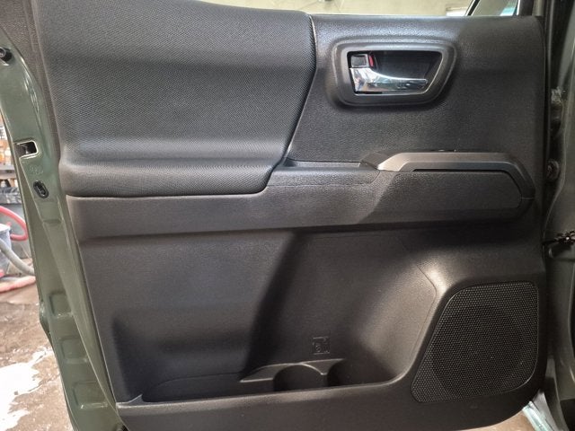 2022 Toyota Tacoma 4WD TRD Off Road