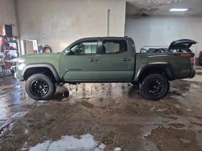 2022 Toyota Tacoma 4WD TRD Off Road