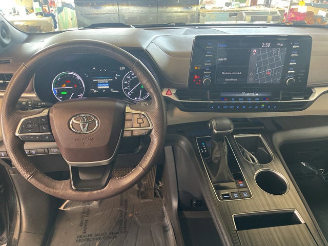 2022 Toyota Sienna Platinum