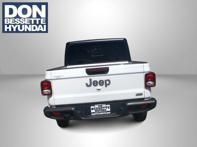 2023 Jeep Gladiator Overland