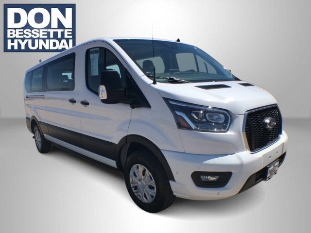 2023 Ford Transit Passenger Wagon XL
