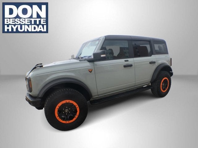 2021 Ford Bronco Base