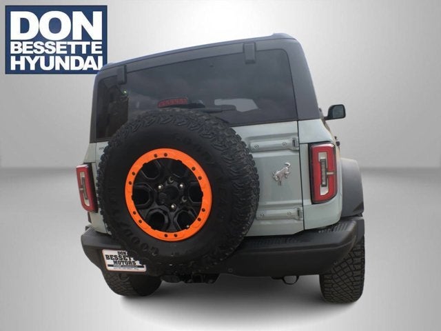 2021 Ford Bronco Base