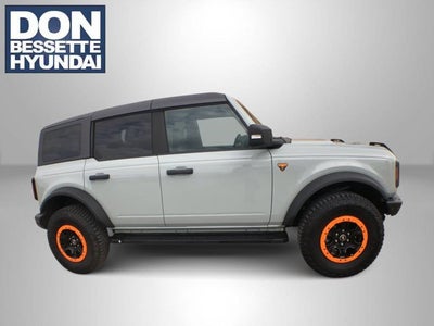 2021 Ford Bronco Base