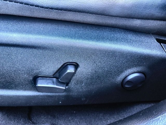 2023 Chrysler 300 Touring L