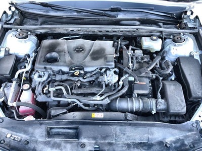 2022 Toyota Camry Hybrid XLE