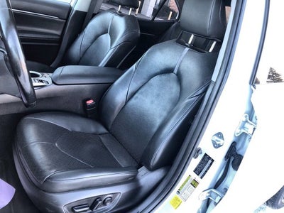 2022 Toyota Camry Hybrid XLE