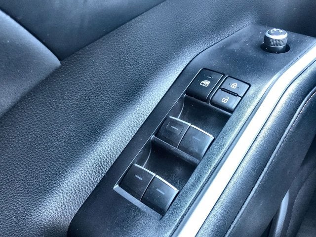 2023 Toyota Highlander Hybrid Bronze Edition