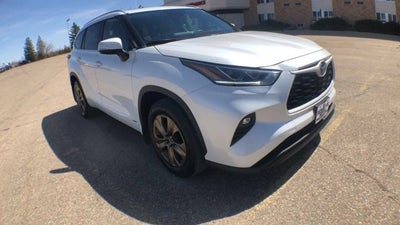 2023 Toyota Highlander Hybrid Bronze Edition