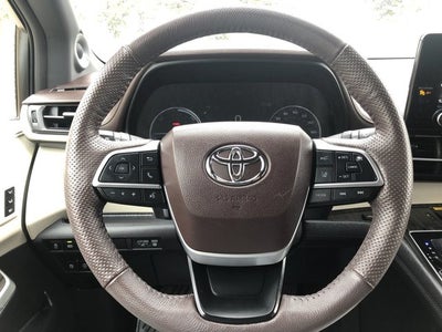 2024 Toyota Sienna Platinum