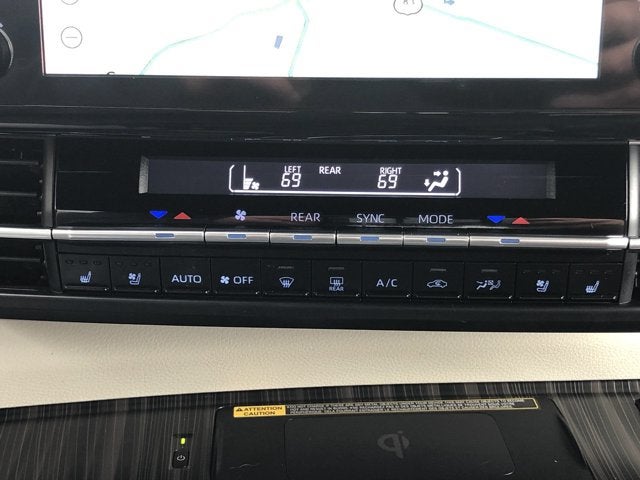 2024 Toyota Sienna Platinum