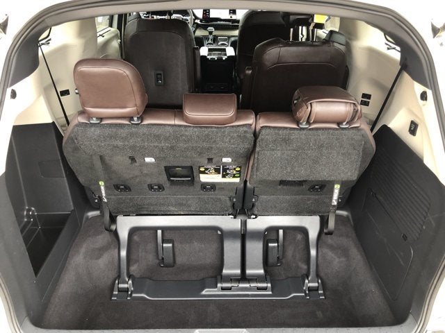 2024 Toyota Sienna Platinum